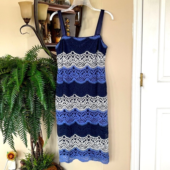 R&M Richards Dresses & Skirts - R&M Richards Multi-Shade Blue Scalloped Lace Formal Dress Satin Straps